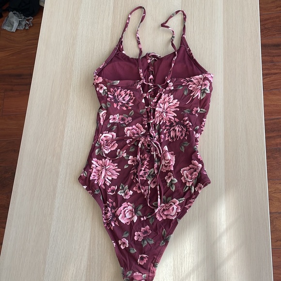 Quint Soul // White Label Pink Floral One-Piece Swimsuit - Picture 7 of 9